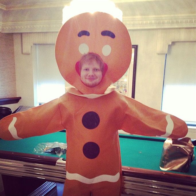 Кога he dressed up in a gingerbread man costume 
