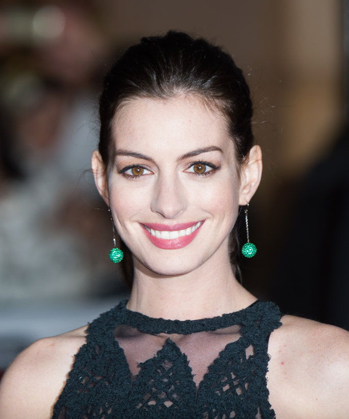 Anne Hathaway attends the UK Premiere of 'The Intern' at Vue West End on September 27, 2015 in London, England.