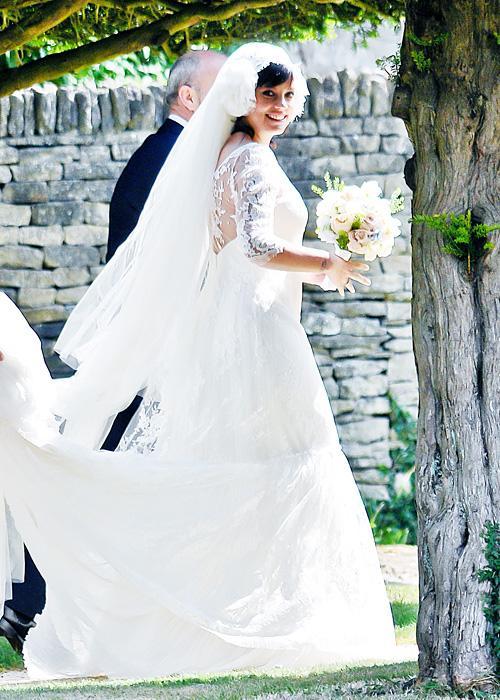 Διασημότητα Wedding Photos - Lily Allen and Sam Cooper