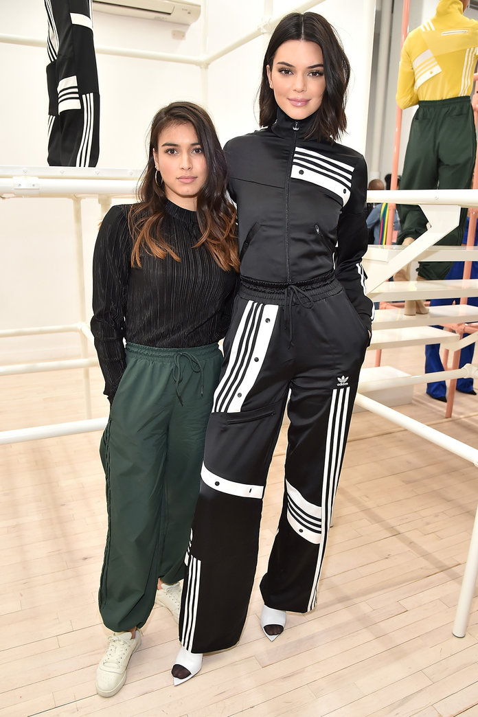 Κένταλ Jenner Adidas 