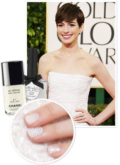 Άννα Hathaway's elegant pearl and caviar manicure