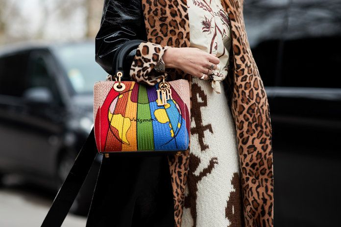 в rainbow Dior bag