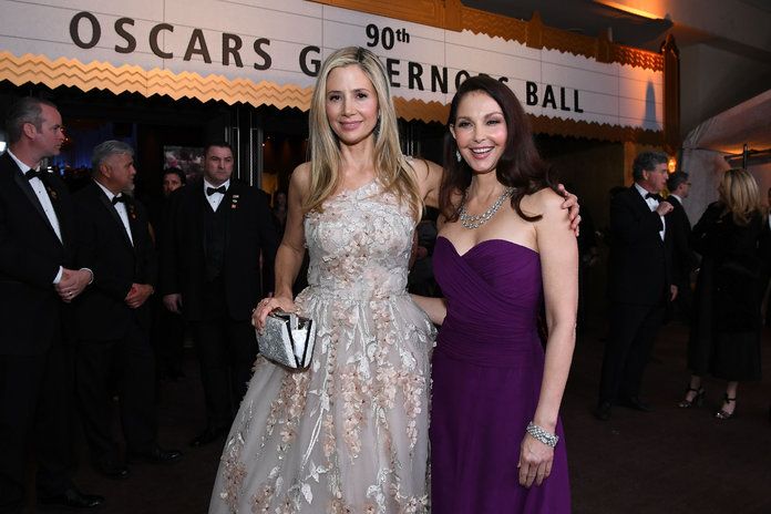 Мира Sorvino and Ashley Judd