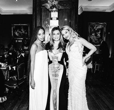 Тина Knowles, Beyonce and Solange