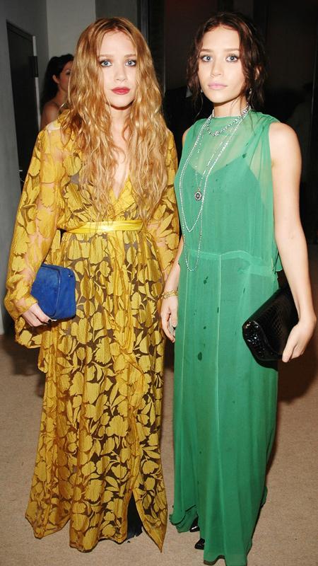 Мери-Кейт Olsen and Ashley Olsen in yellow and green dresses