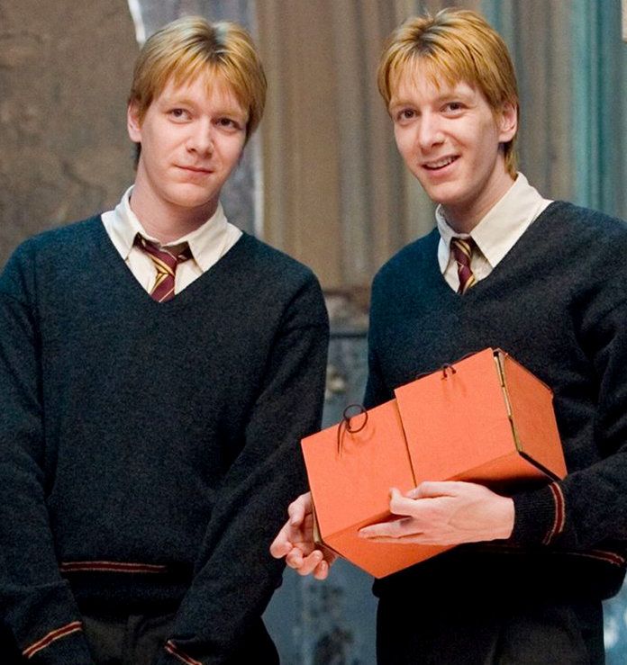 Βασανίζω Potter Cast Then/Now - Fred and George 1