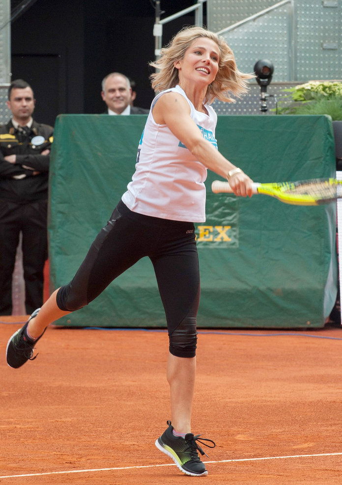 Елза Pataky—Tennis 