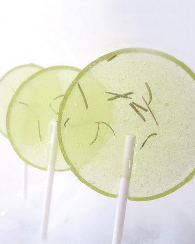 бонбони Month - Pear and Rosemary Lollipop from LuxeLollipops
