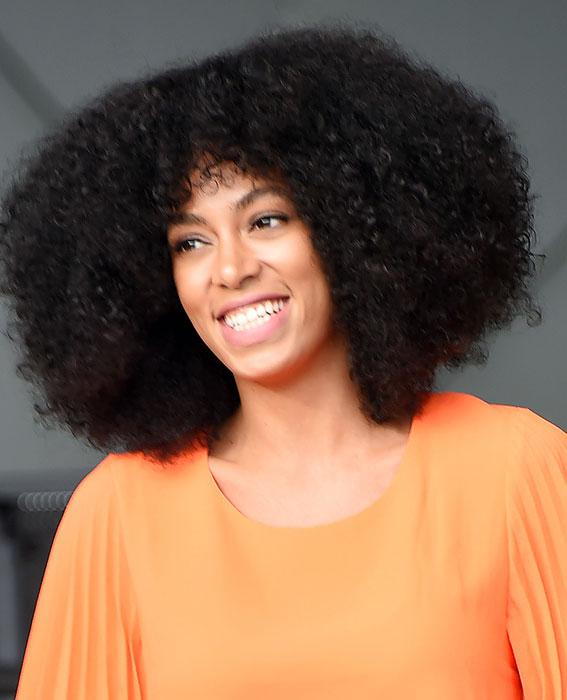Solange Knowles, curly hair