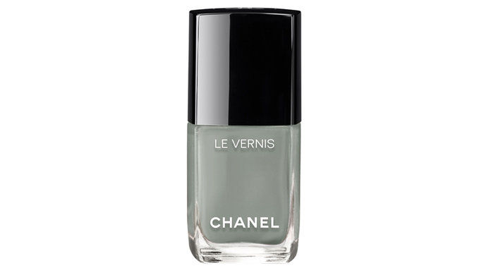 Chanel Le Vernis Nail Colour in Horizon Line 