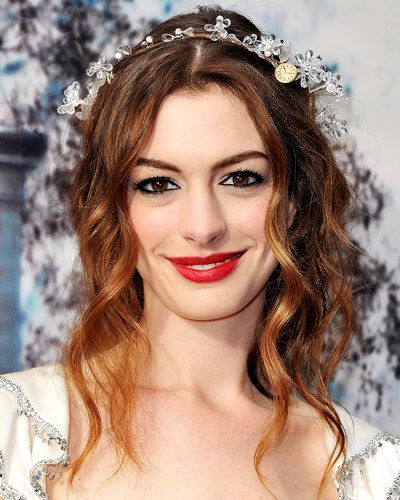 Anne Hathaway - 25 Stars in Red Lipstick - Red Lips