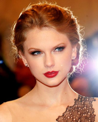 Тейлър Swift - 25 Stars In Red Lipstick - Red Lips