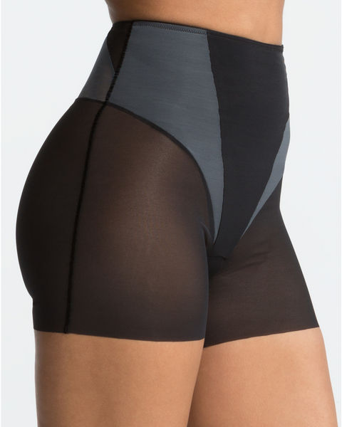Spanx Colorblock Line embed 1