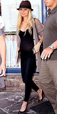 Никол Richie, pregnant, maternity, style, Chanel, hat