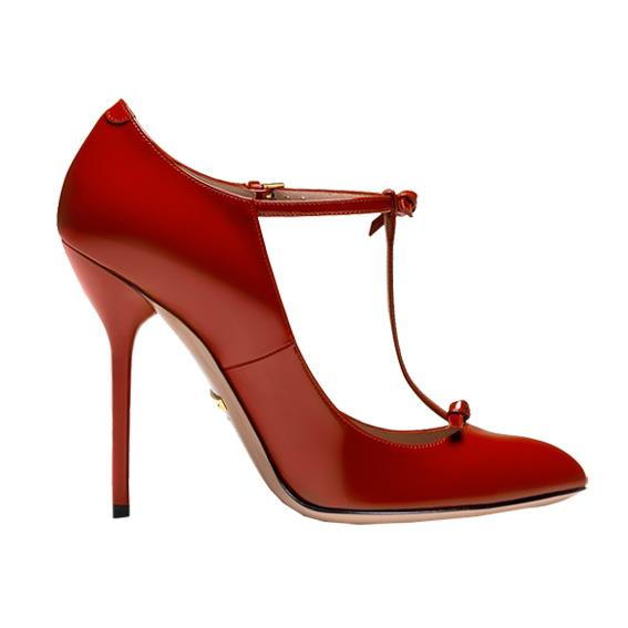 Τ strap heels