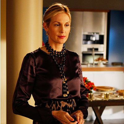 Клюка Girl - Season 3 - Episode 11 - Kelly Rutherford as Lily