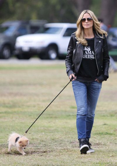 Heidi Klum Dog Walking