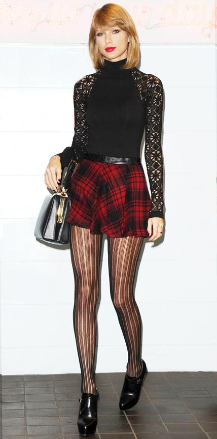 Celebs in Tights: Taylor Swift