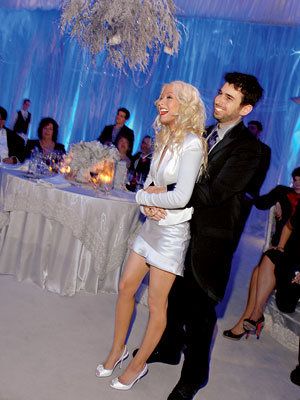 сватба Day Details: Christina Aguilera and Jordan Bratman