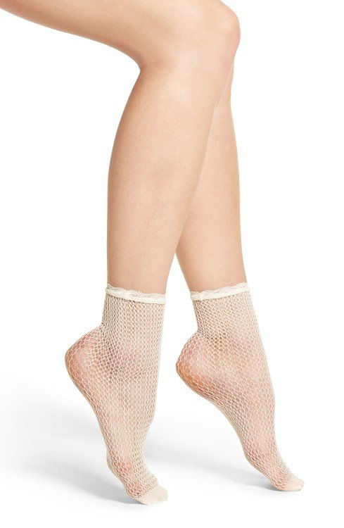 Chelsea28 Fishnet Ankle Socks