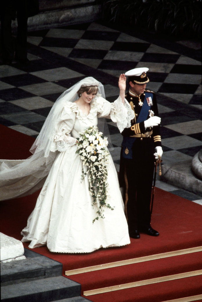 принцеса Diana wedding royal rules embed