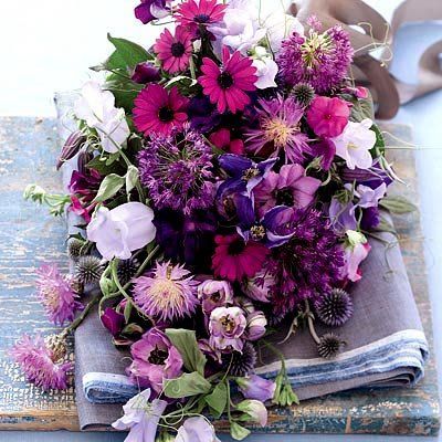 Дълбок purple bouquet